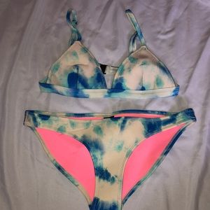 Triangl bikini